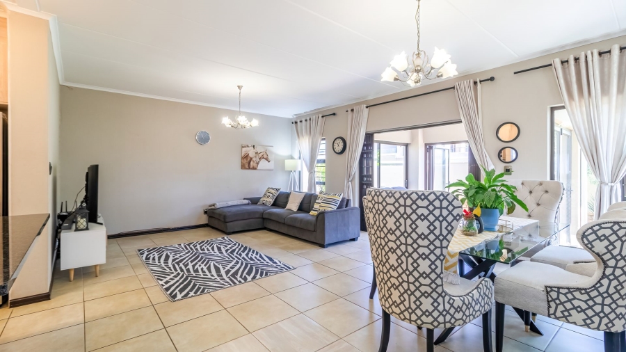 3 Bedroom Property for Sale in Ruimsig Gauteng