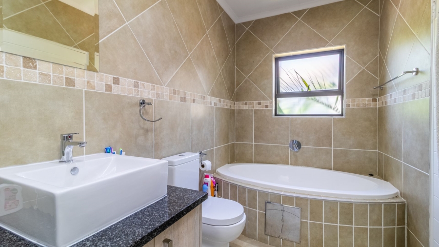 3 Bedroom Property for Sale in Ruimsig Gauteng