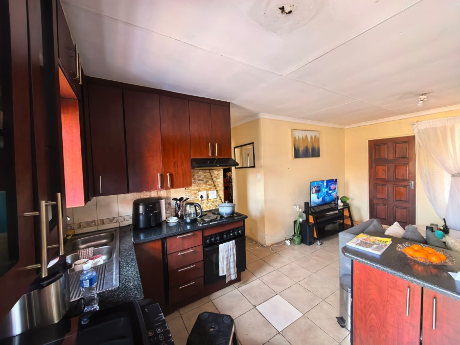 3 Bedroom Property for Sale in Golden Gardens Gauteng