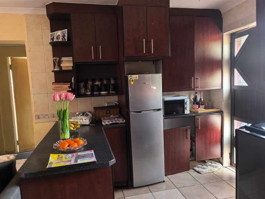 3 Bedroom Property for Sale in Golden Gardens Gauteng