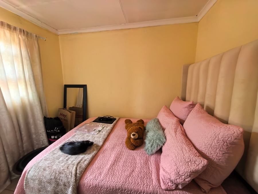 3 Bedroom Property for Sale in Golden Gardens Gauteng