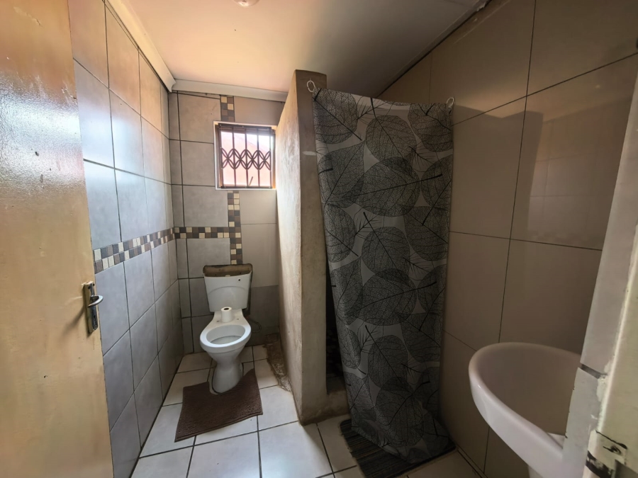 3 Bedroom Property for Sale in Golden Gardens Gauteng