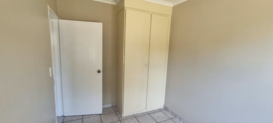 To Let 2 Bedroom Property for Rent in Elspark Gauteng