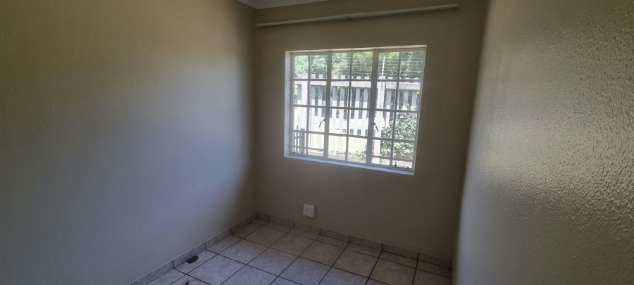 To Let 2 Bedroom Property for Rent in Elspark Gauteng