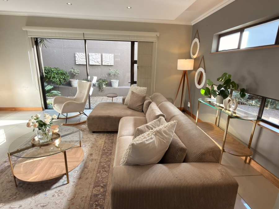 3 Bedroom Property for Sale in Hurlingham Gauteng