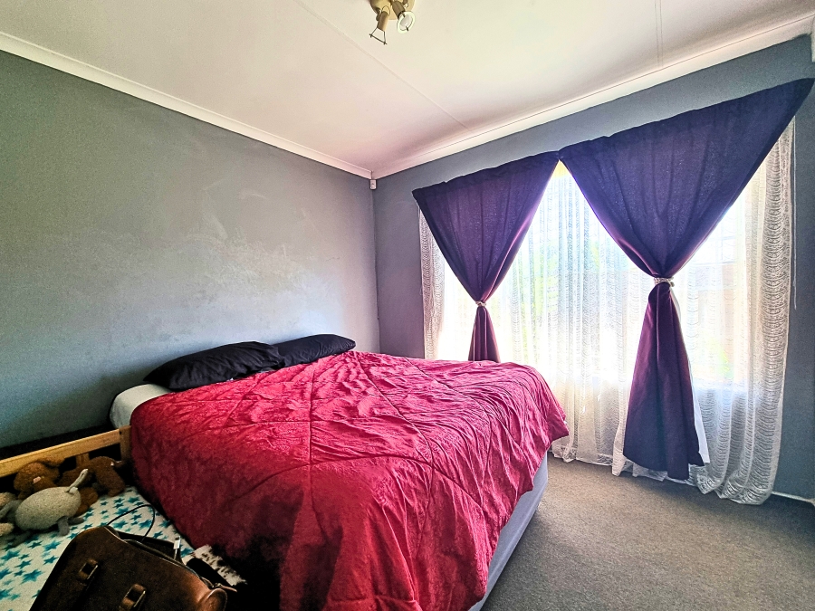 2 Bedroom Property for Sale in Noordwyk Gauteng