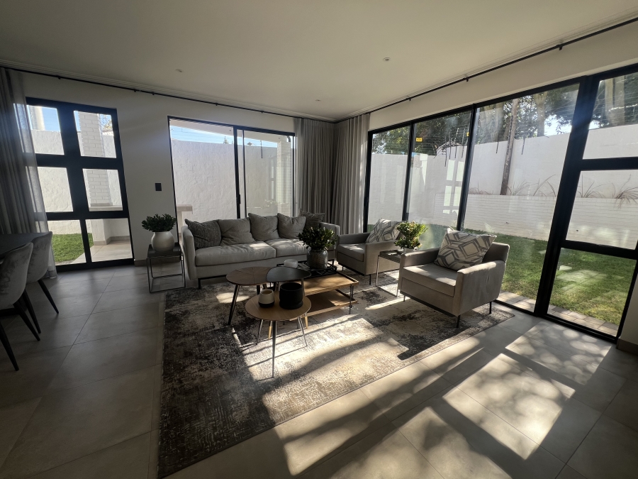 3 Bedroom Property for Sale in Dunkeld Gauteng