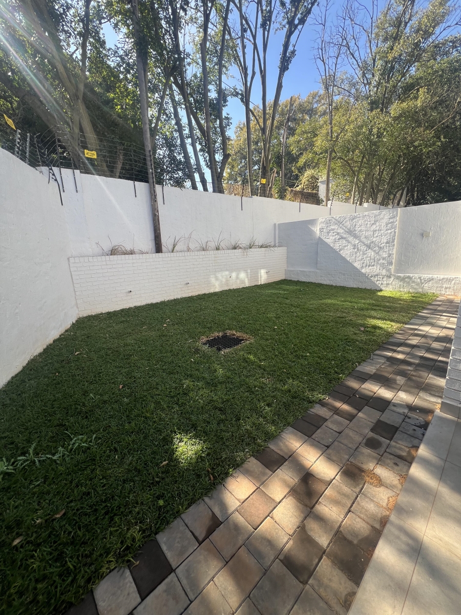 3 Bedroom Property for Sale in Dunkeld Gauteng