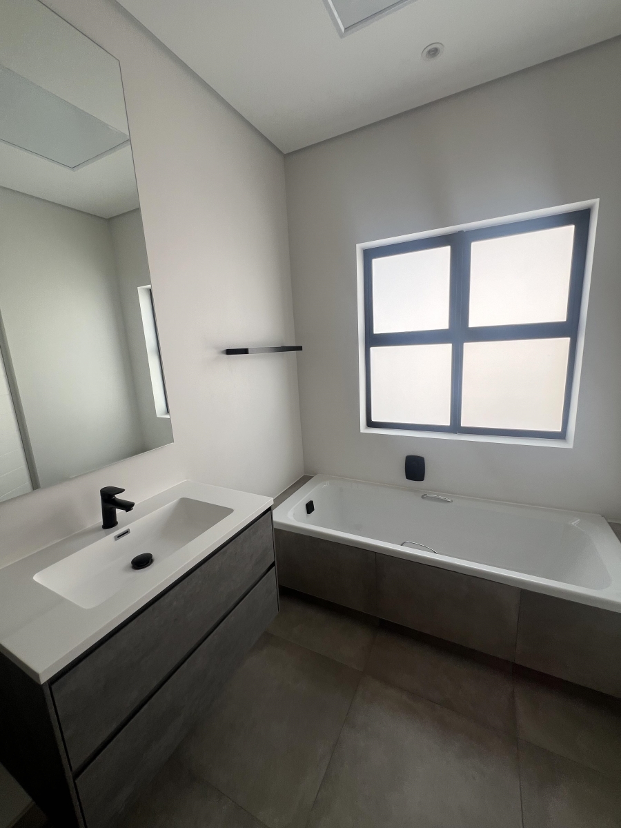 3 Bedroom Property for Sale in Dunkeld Gauteng