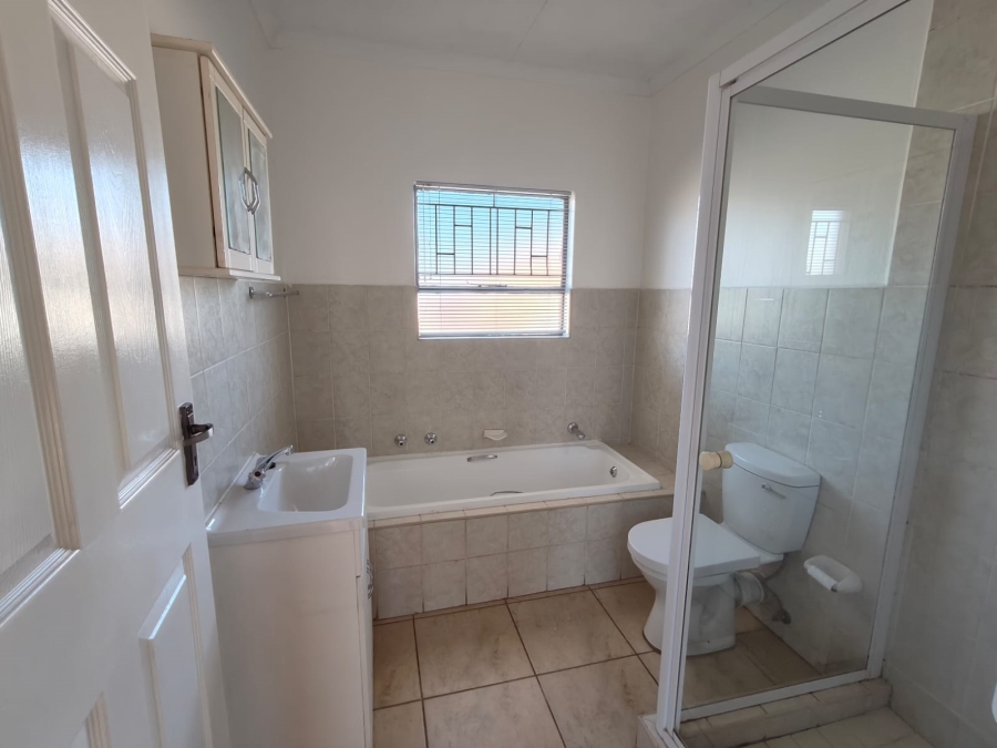 To Let 2 Bedroom Property for Rent in Riversdale Gauteng