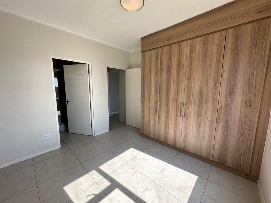 To Let 2 Bedroom Property for Rent in Golden Fields Estate Gauteng