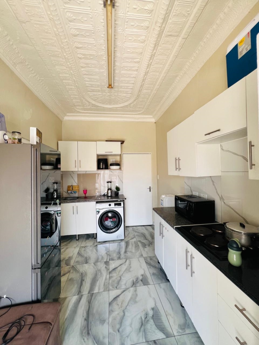 1 Bedroom Property for Sale in Newlands Gauteng