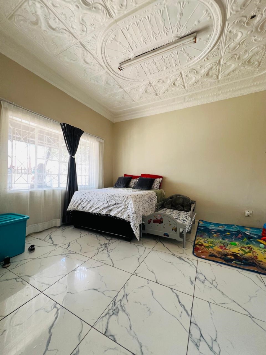 1 Bedroom Property for Sale in Newlands Gauteng