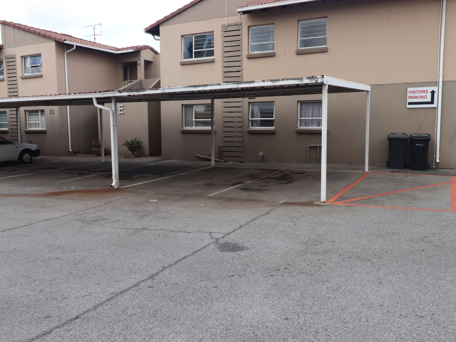 To Let 1 Bedroom Property for Rent in Witfield Gauteng