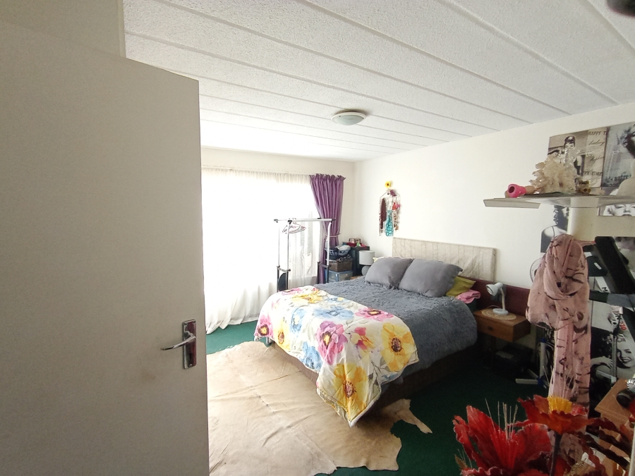 To Let 1 Bedroom Property for Rent in Witfield Gauteng