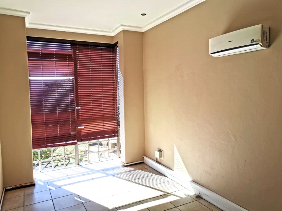 To Let commercial Property for Rent in Eldoraigne Gauteng