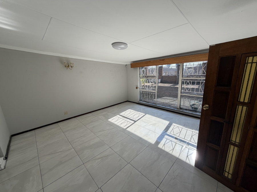 4 Bedroom Property for Sale in Brenthurst Gauteng