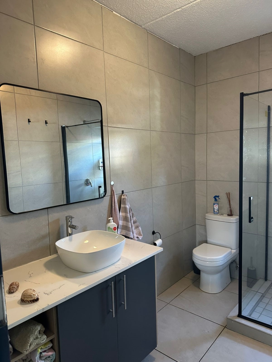 2 Bedroom Property for Sale in Sunninghill Gauteng