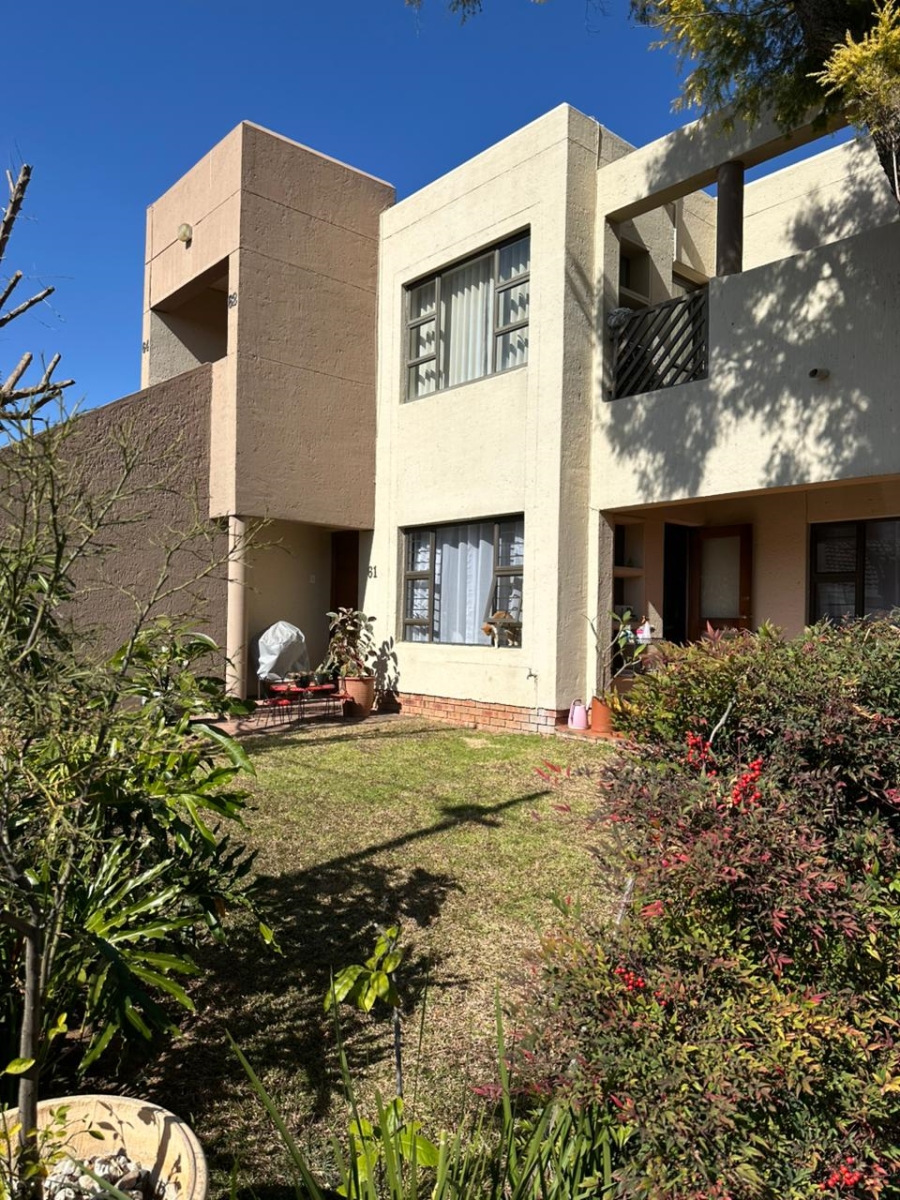2 Bedroom Property for Sale in Sunninghill Gauteng