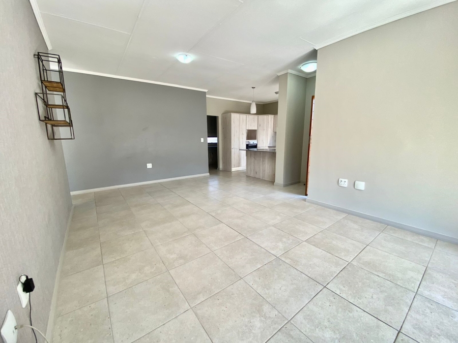 To Let 3 Bedroom Property for Rent in Amberfield Gauteng