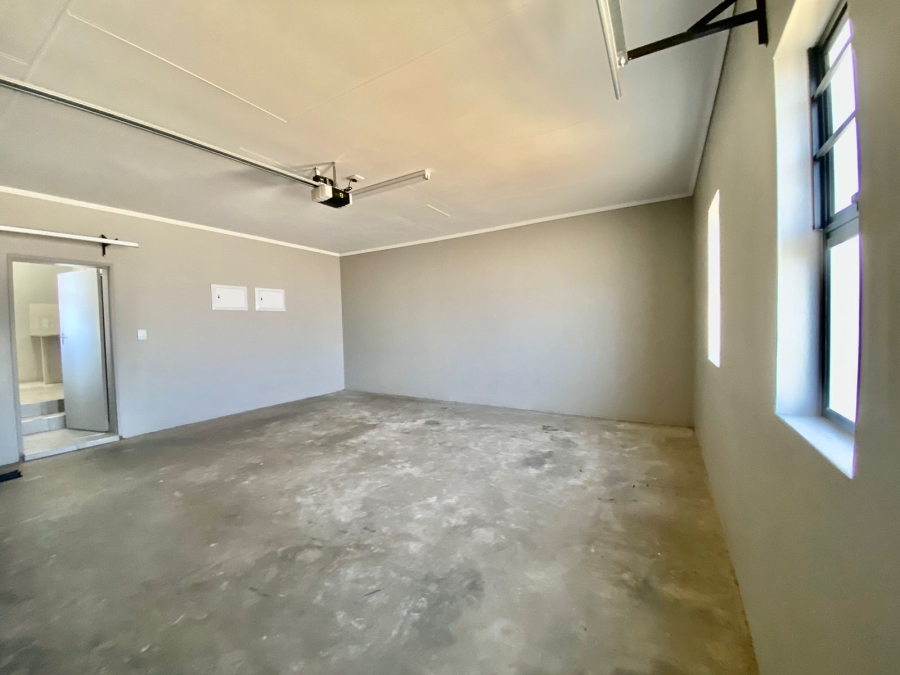 To Let 3 Bedroom Property for Rent in Amberfield Gauteng