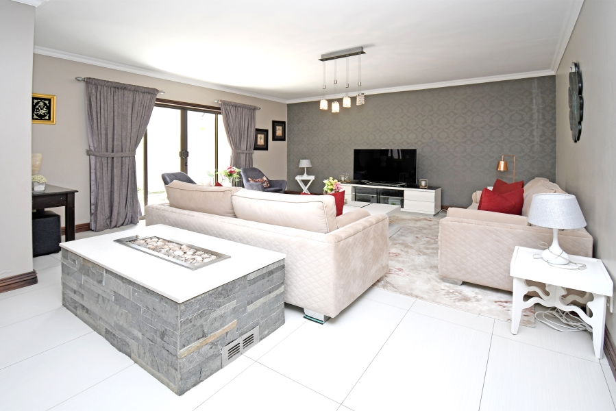 4 Bedroom Property for Sale in Bedfordview Gauteng
