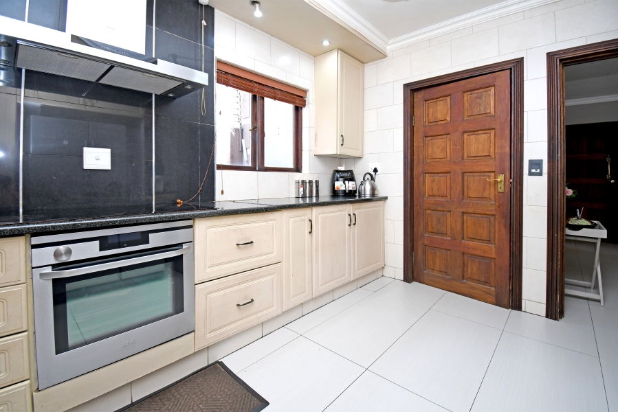 4 Bedroom Property for Sale in Bedfordview Gauteng