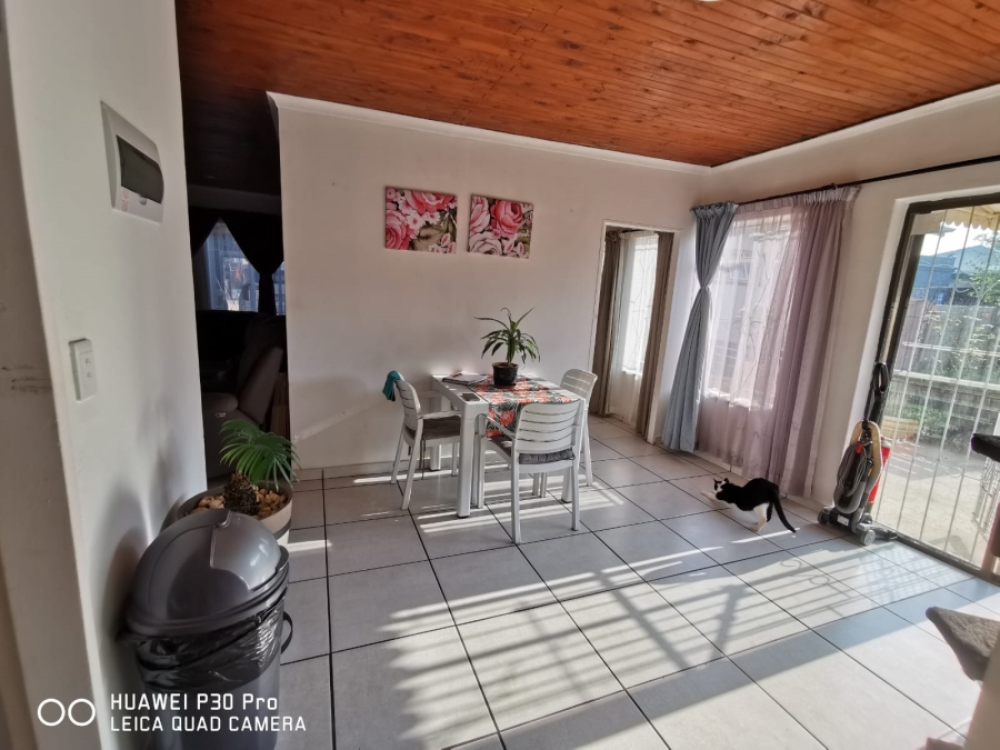 To Let 2 Bedroom Property for Rent in Dalview Gauteng