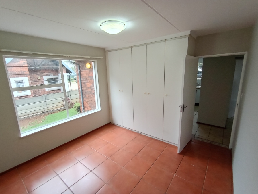 To Let 2 Bedroom Property for Rent in Glen Marais Gauteng