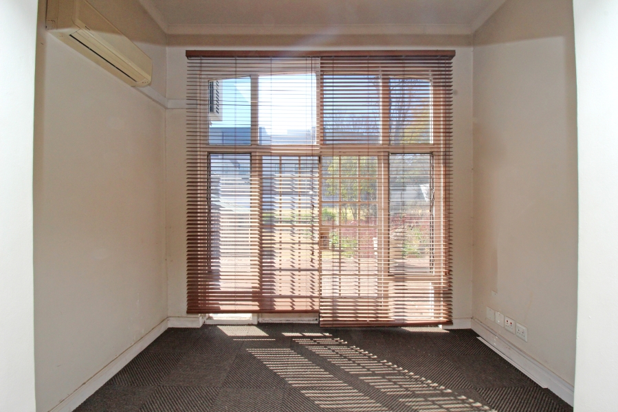 0 Bedroom Property for Sale in Dunkeld West Gauteng