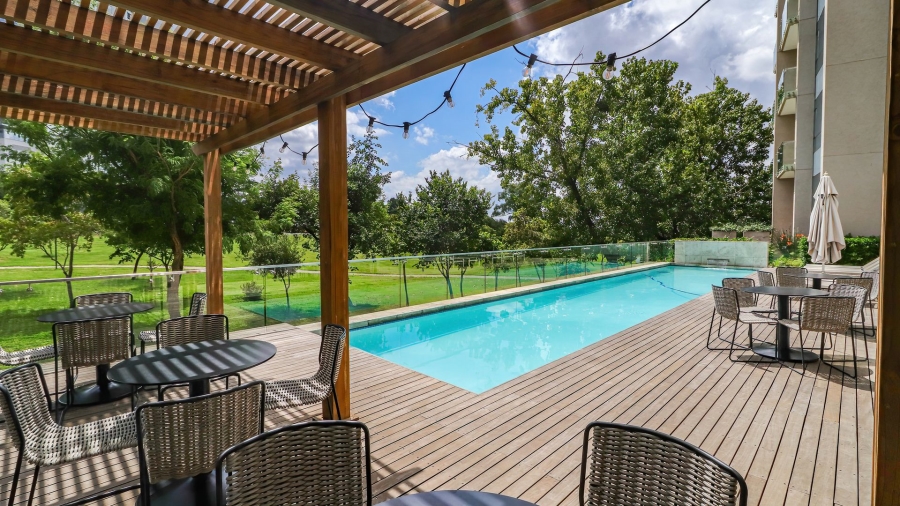 To Let 2 Bedroom Property for Rent in Sandown Gauteng