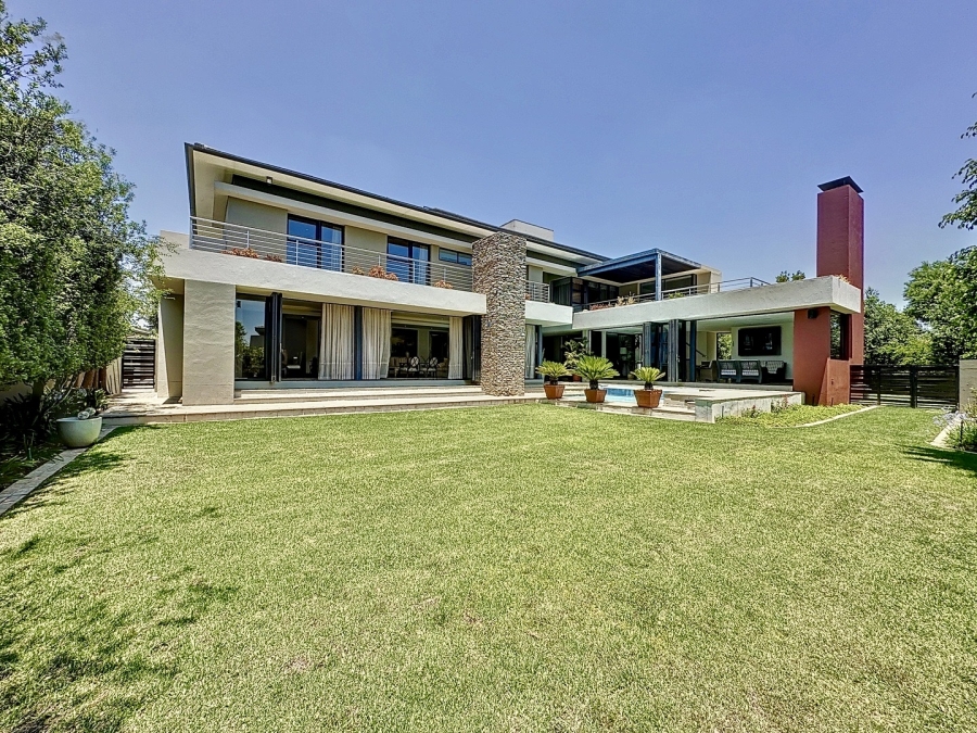 5 Bedroom Property for Sale in Lombardy Estate Gauteng