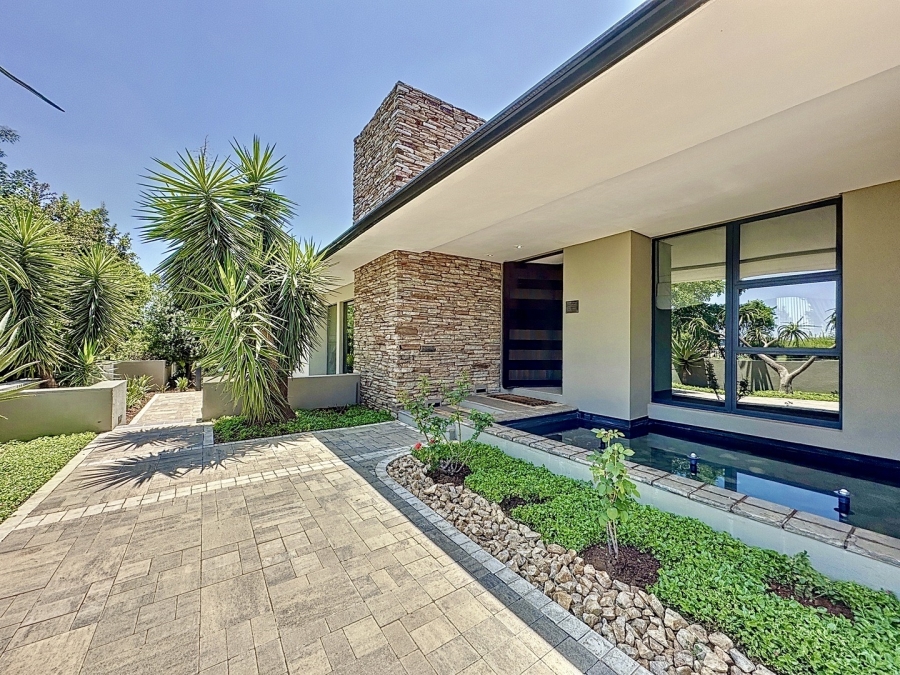 5 Bedroom Property for Sale in Lombardy Estate Gauteng