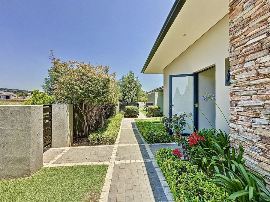 5 Bedroom Property for Sale in Lombardy Estate Gauteng