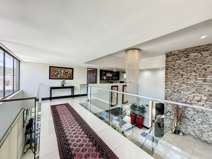 5 Bedroom Property for Sale in Lombardy Estate Gauteng