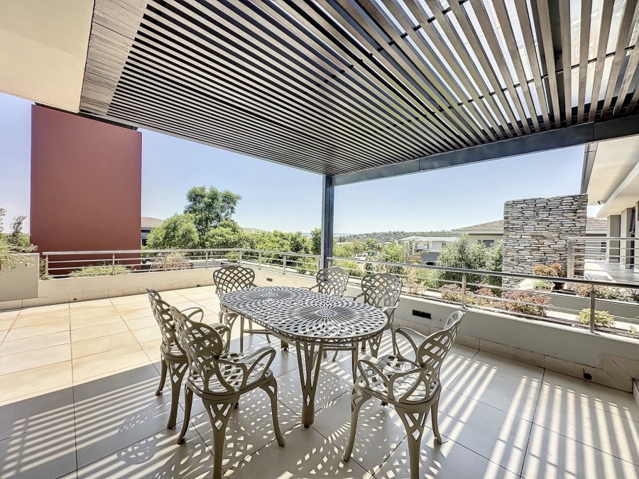 5 Bedroom Property for Sale in Lombardy Estate Gauteng