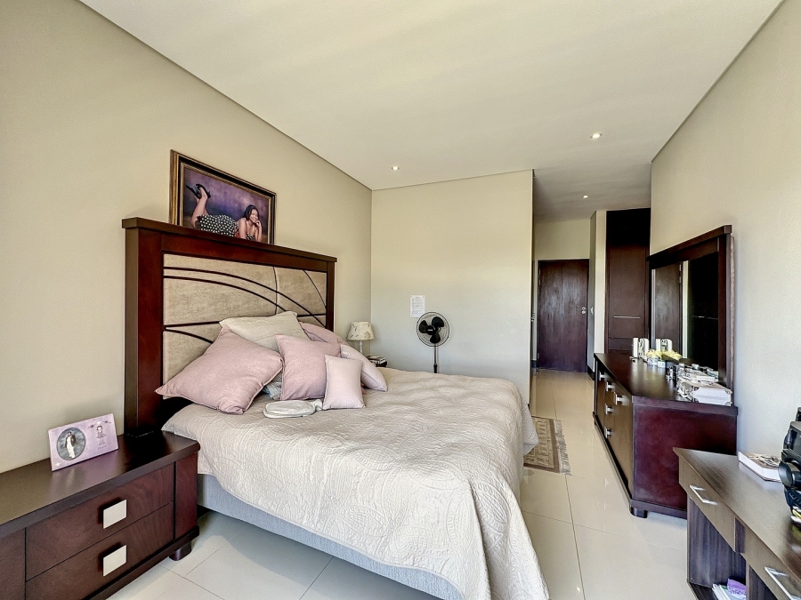 5 Bedroom Property for Sale in Lombardy Estate Gauteng