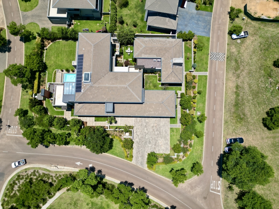 5 Bedroom Property for Sale in Lombardy Estate Gauteng