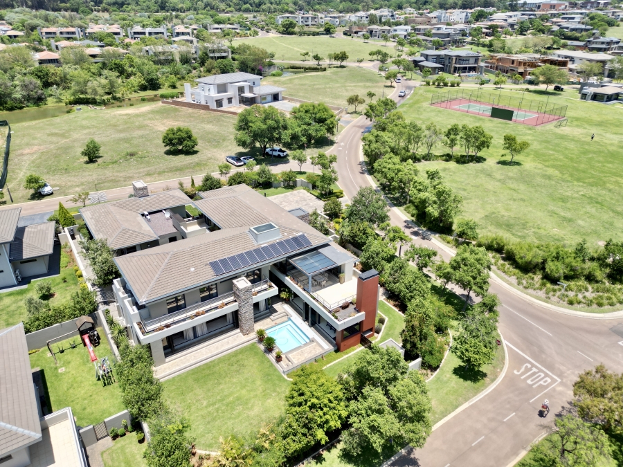 5 Bedroom Property for Sale in Lombardy Estate Gauteng