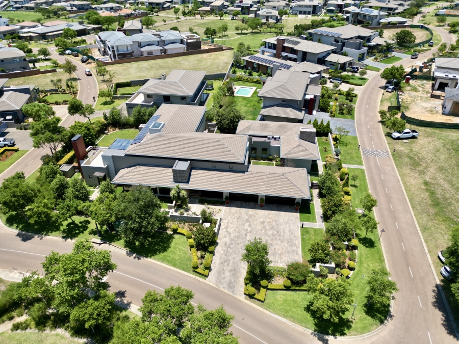 5 Bedroom Property for Sale in Lombardy Estate Gauteng