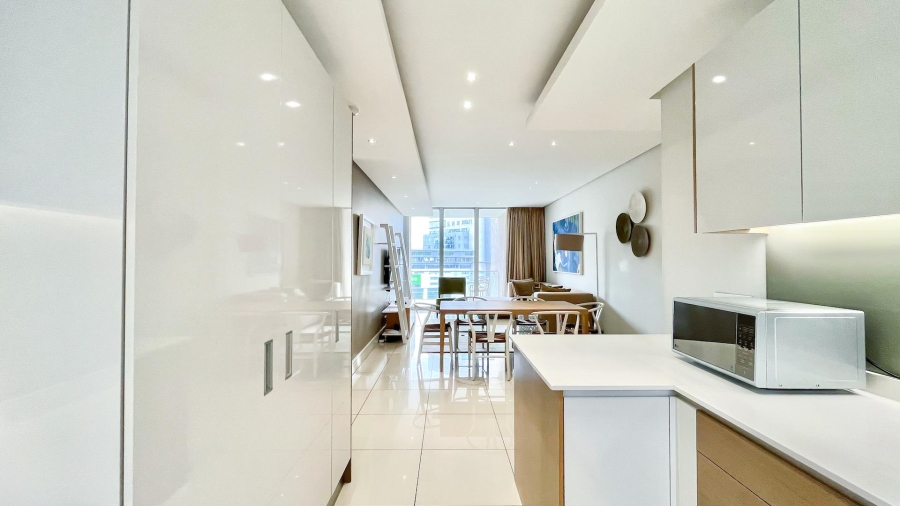 To Let 2 Bedroom Property for Rent in Sandown Gauteng