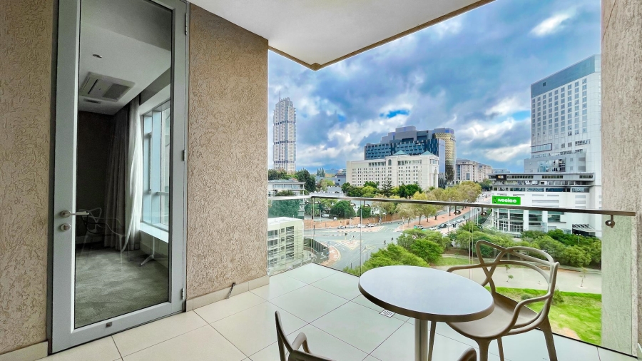 To Let 2 Bedroom Property for Rent in Sandown Gauteng