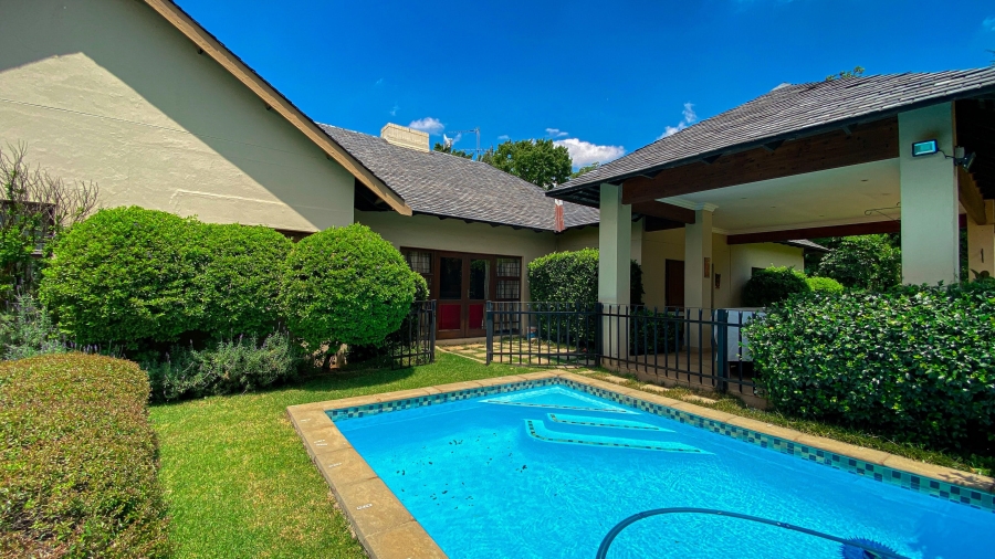 To Let 5 Bedroom Property for Rent in Bryanston Gauteng