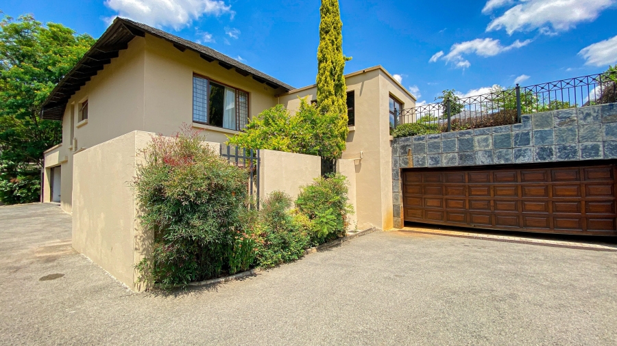 To Let 5 Bedroom Property for Rent in Bryanston Gauteng