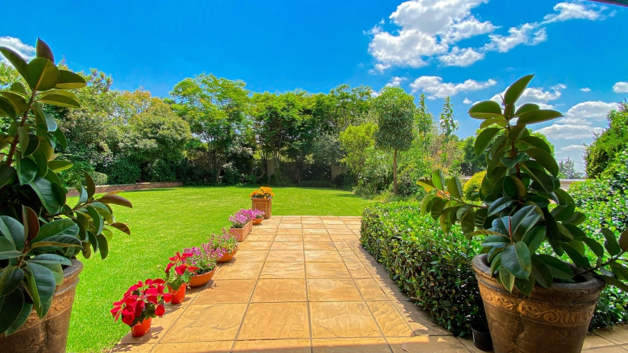 To Let 5 Bedroom Property for Rent in Bryanston Gauteng