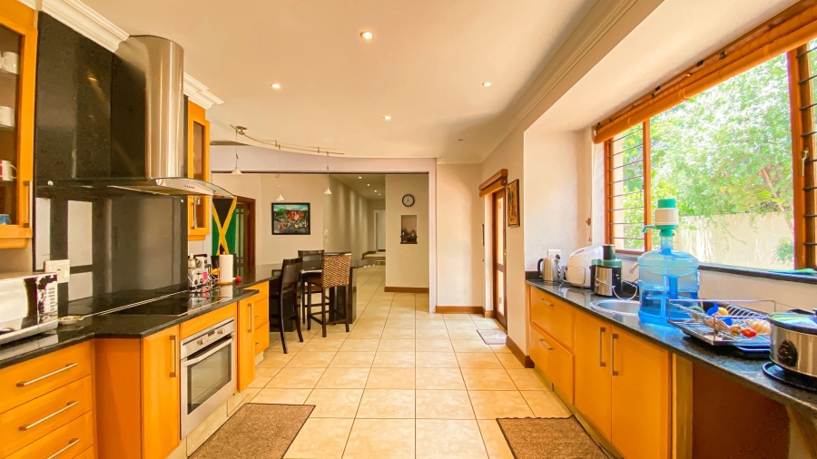 To Let 5 Bedroom Property for Rent in Bryanston Gauteng