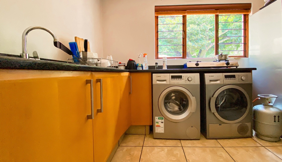 To Let 5 Bedroom Property for Rent in Bryanston Gauteng