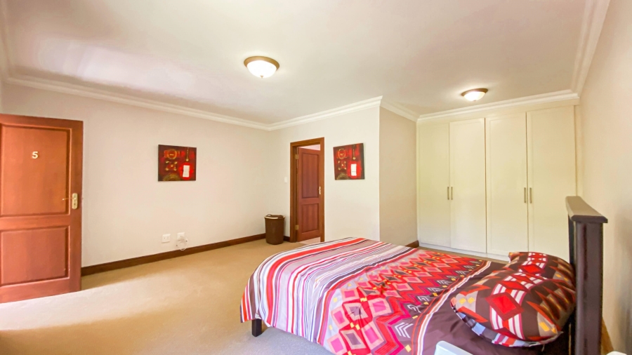 To Let 5 Bedroom Property for Rent in Bryanston Gauteng