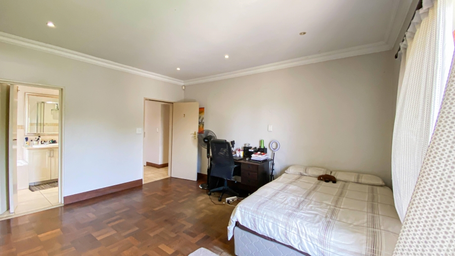 To Let 5 Bedroom Property for Rent in Bryanston Gauteng