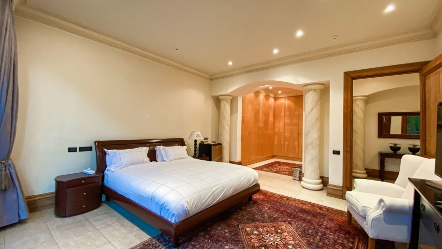 To Let 7 Bedroom Property for Rent in Hyde Park Gauteng